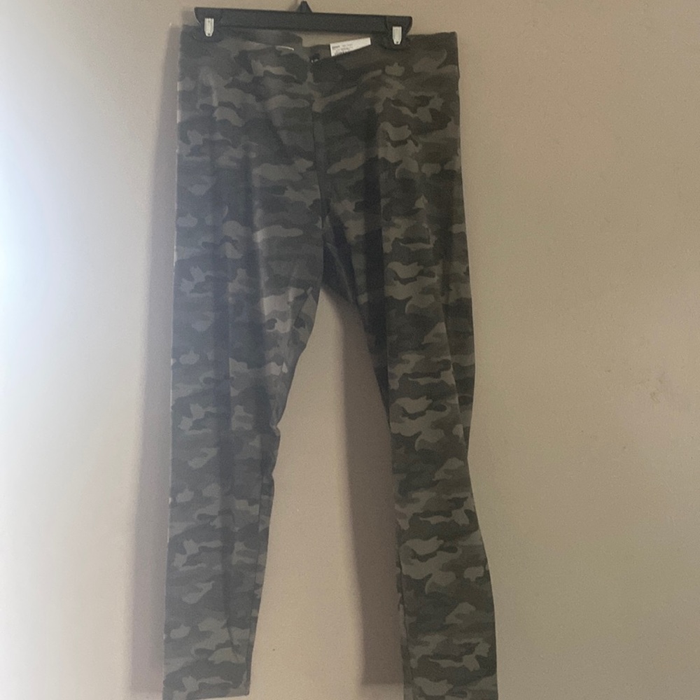 Sonoma camouflage leggings